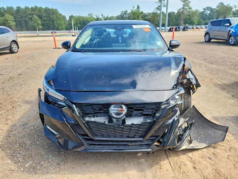 2023 NISSAN SENTRA SR  