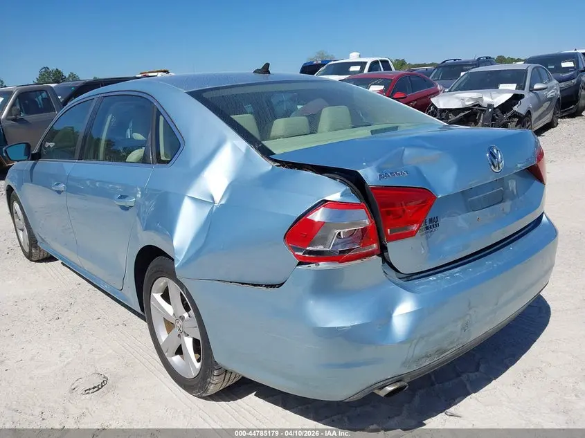 2012 VOLKSWAGEN PASSAT 2.5L SE