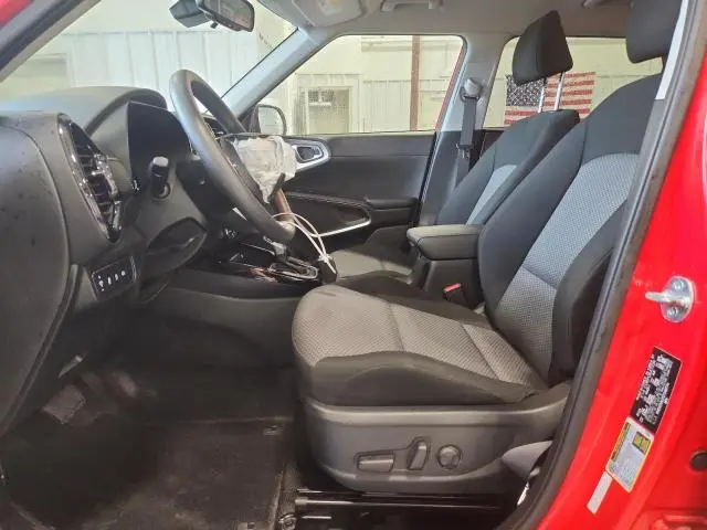 2025 KIA SOUL S  