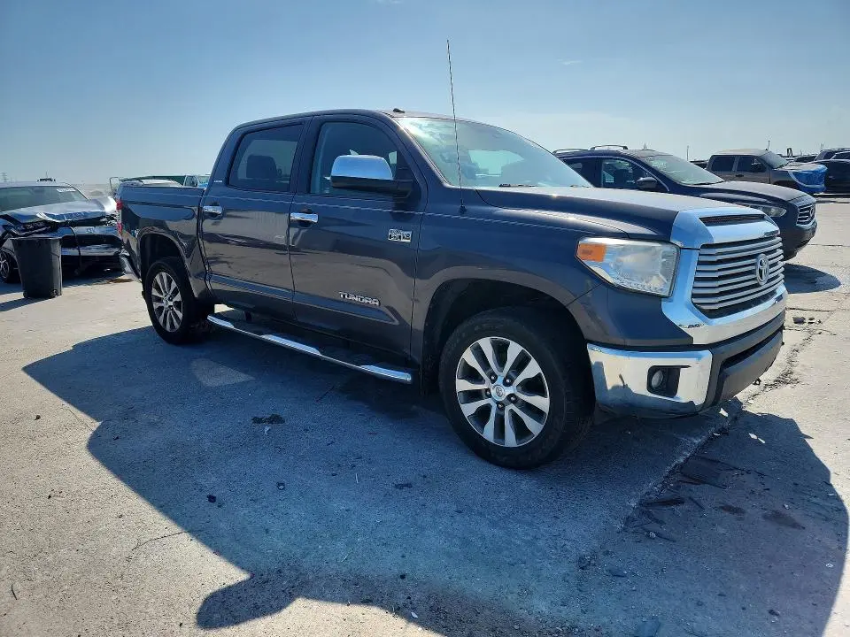 2017 TOYOTA TUNDRA CREWMAX LIMITED  