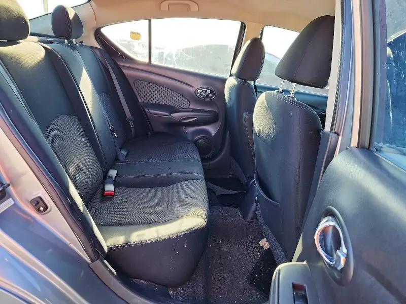 2014 NISSAN VERSA S  