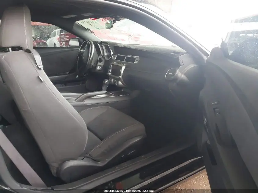 2013 CHEVROLET CAMARO 1LT