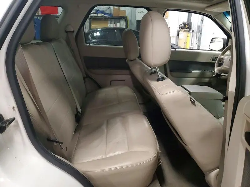 2010 FORD ESCAPE XLT  