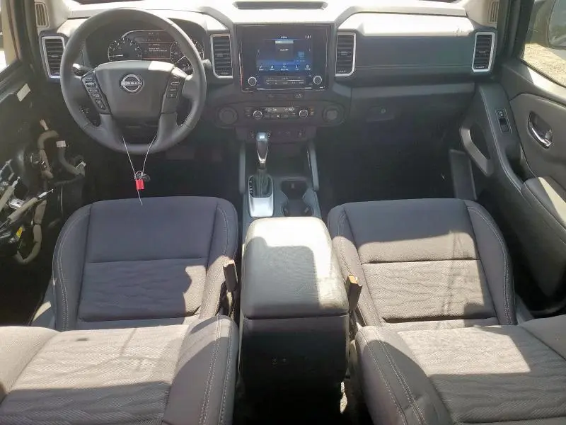 2024 NISSAN FRONTIER S  