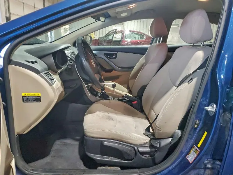 2014 HYUNDAI ELANTRA SE  