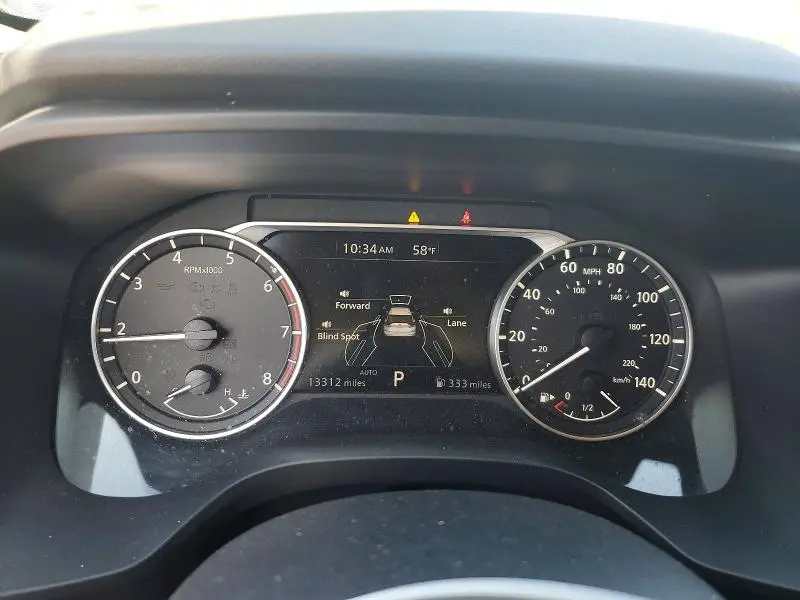 2024 NISSAN ROGUE SV  