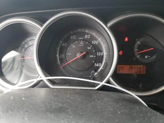 2011 NISSAN VERSA S  