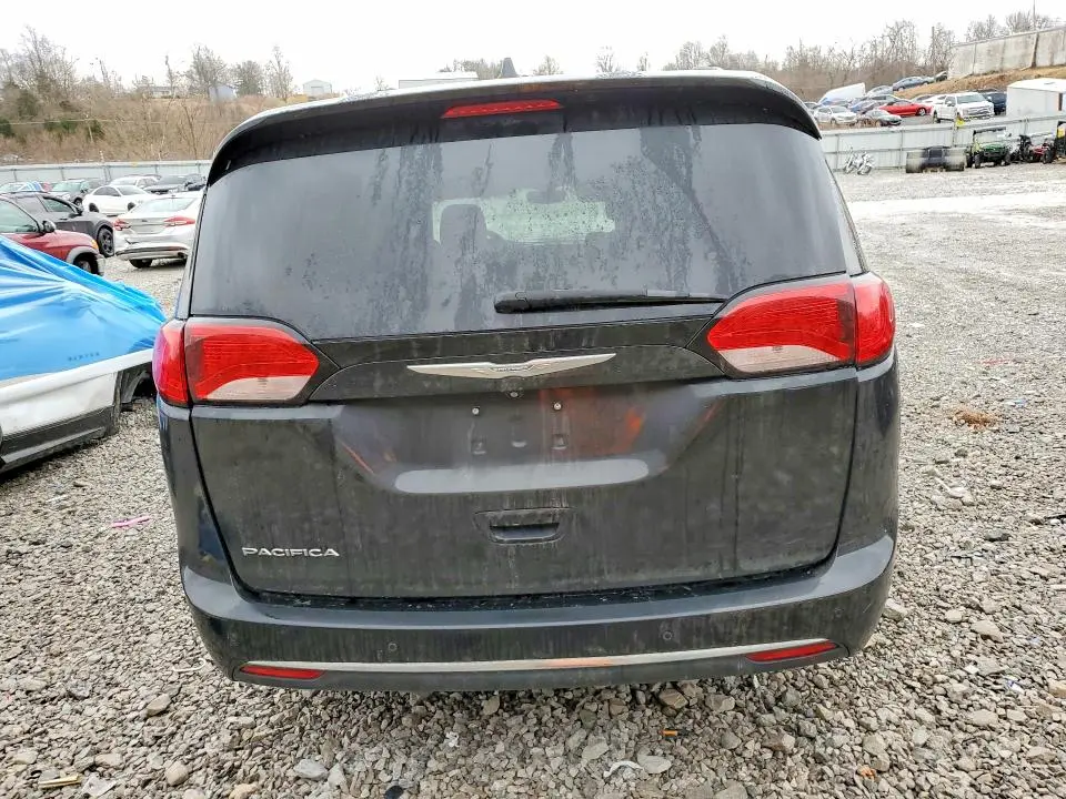 2018 CHRYSLER PACIFICA TOURING PLUS  