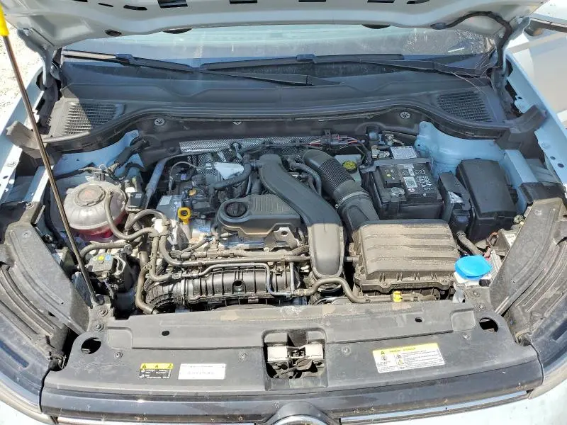 2025 VOLKSWAGEN TAOS SE  