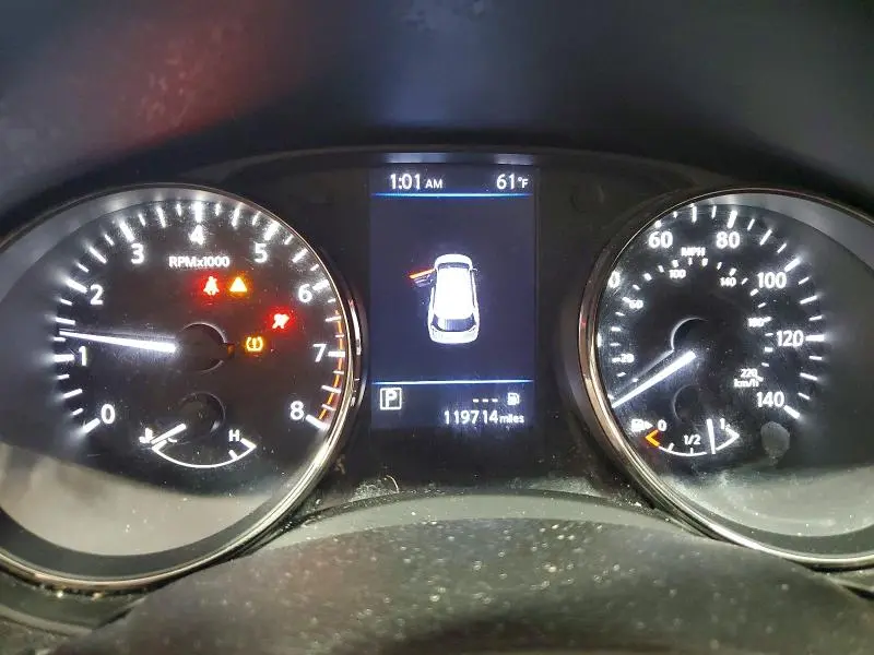 2018 NISSAN ROGUE S  