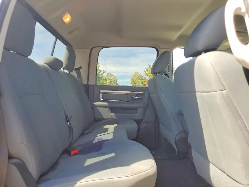 2018 RAM 1500 SLT  
