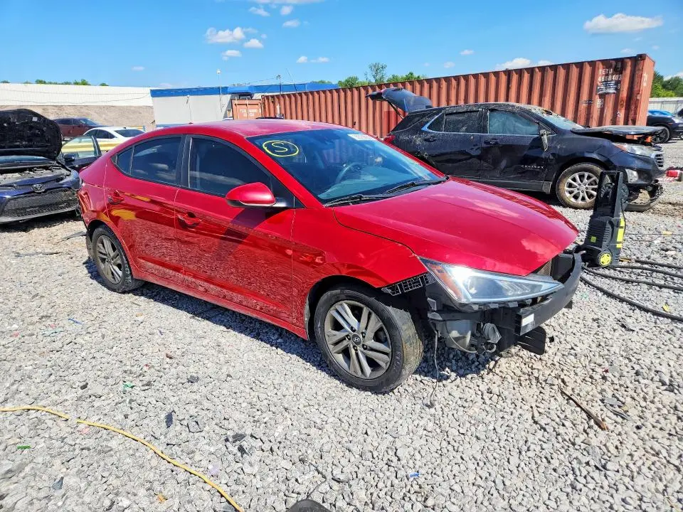 2020 HYUNDAI ELANTRA SEL  