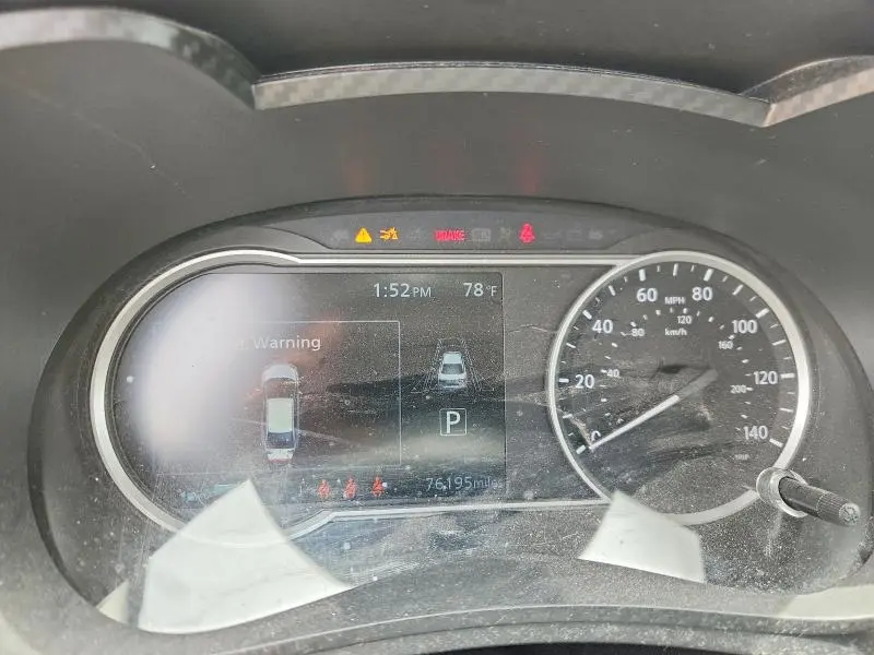 2022 NISSAN VERSA SV  