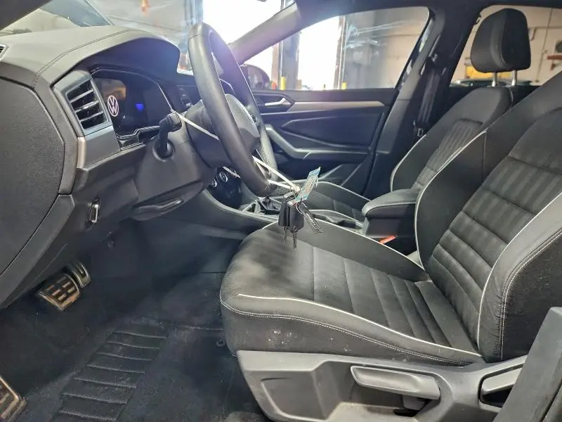 2023 VOLKSWAGEN JETTA SPORT  