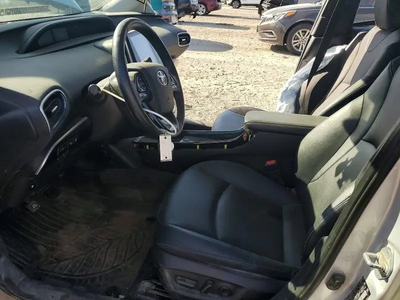 2020 TOYOTA PRIUS LIMITED  