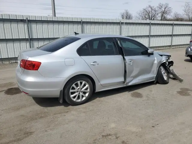 2012 VOLKSWAGEN JETTA SE  
