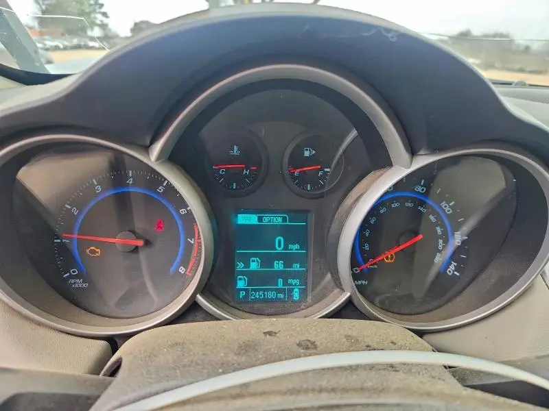 2015 CHEVROLET CRUZE LS  