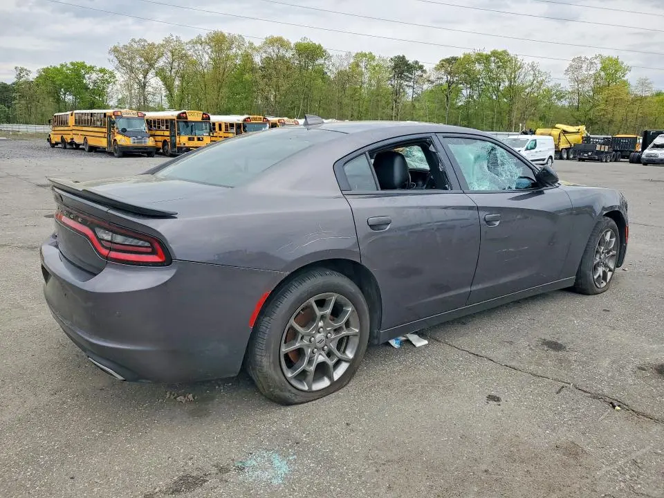 2017 DODGE CHARGER SXT  