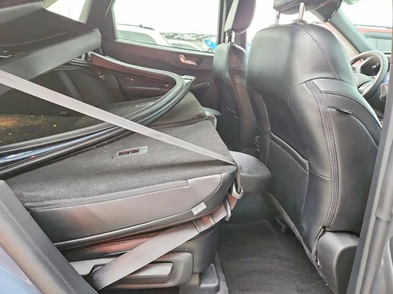 2024 FORD ESCAPE ST LINE  