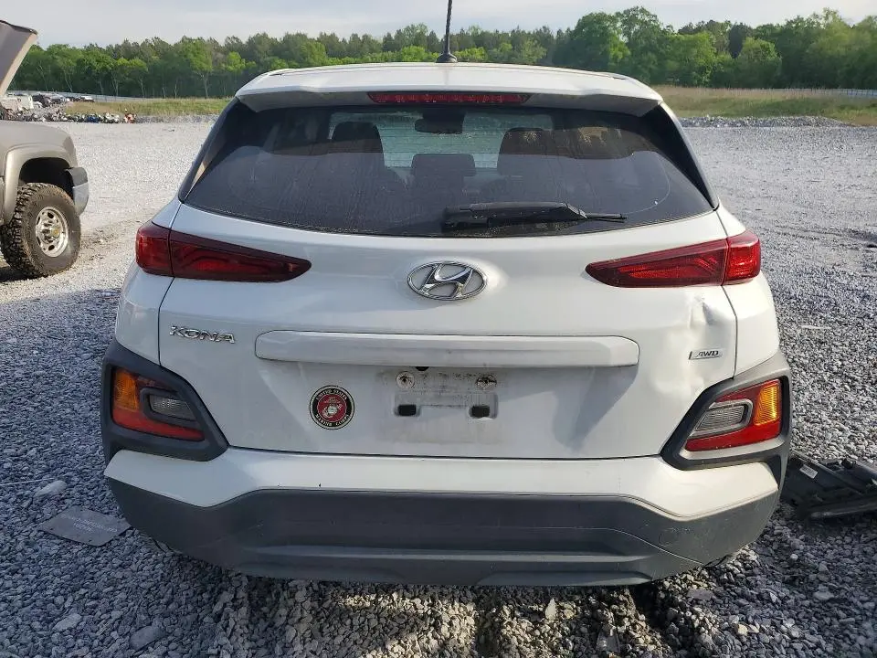 2020 HYUNDAI KONA SE  