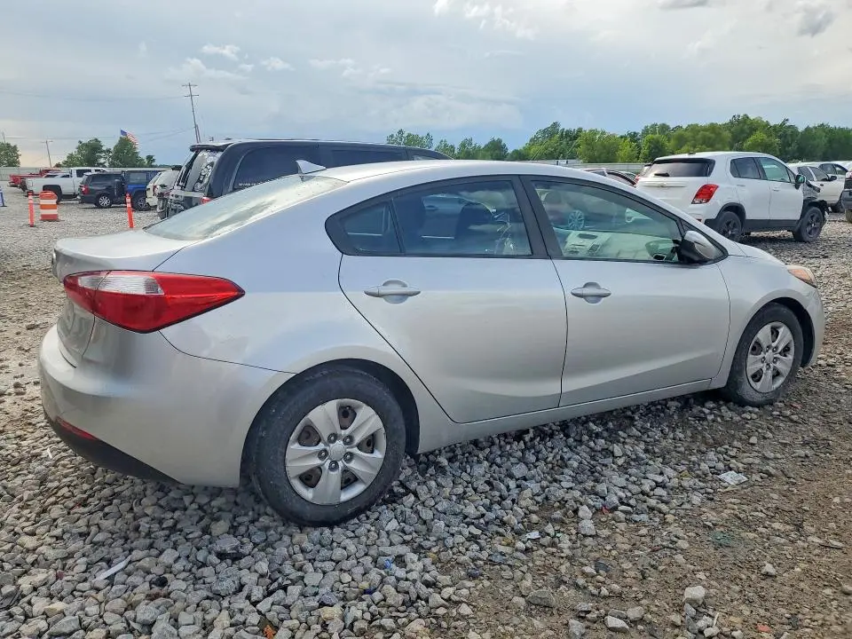 2016 KIA FORTE LX  