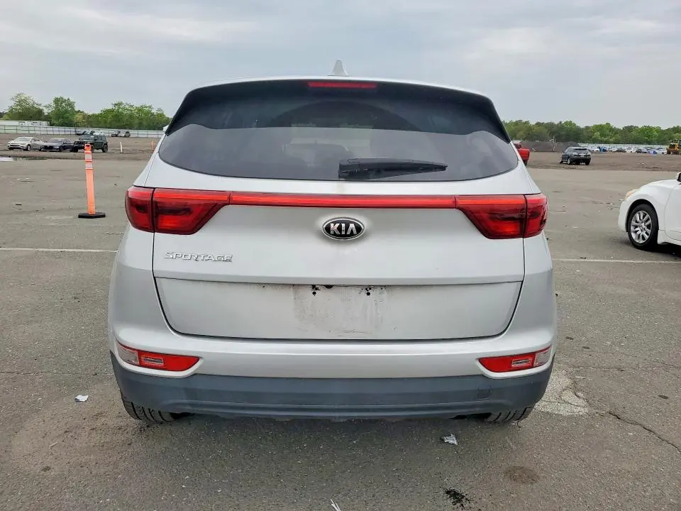 2017 KIA SPORTAGE LX  