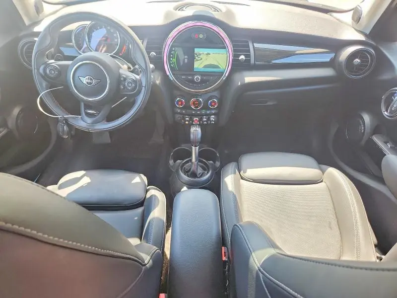 2019 MINI COOPER S  