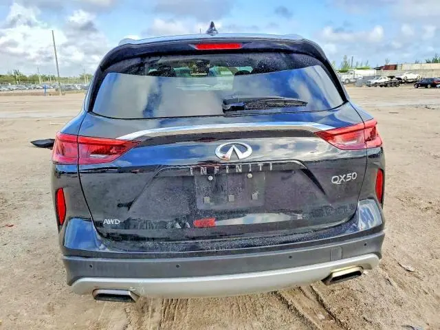 2020 INFINITI QX50 LUXE  