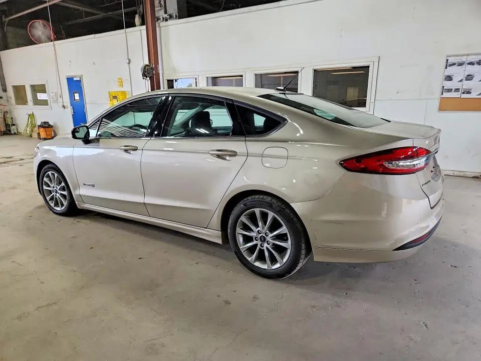 2017 FORD FUSION SE HYBRID  