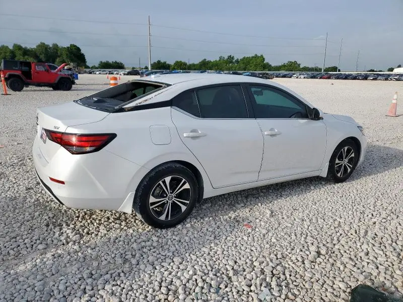 2022 NISSAN SENTRA SV  