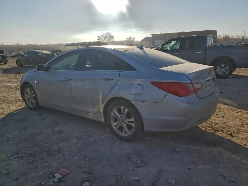 2011 HYUNDAI SONATA SE  