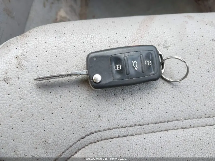 2015 VOLKSWAGEN PASSAT 1.8T SE