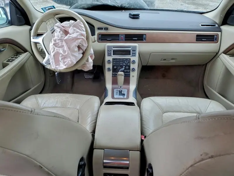 2010 VOLVO S80   