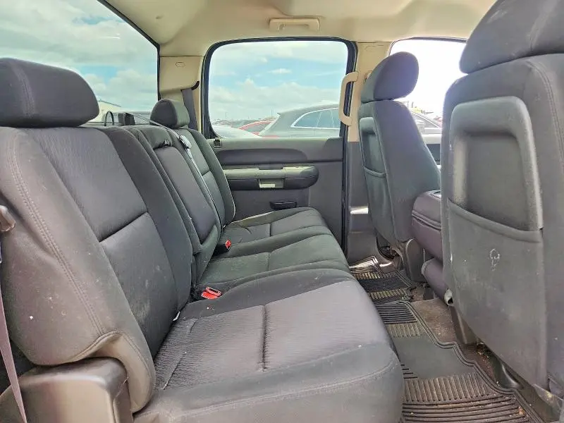 2011 CHEVROLET SILVERADO K1500 LS  