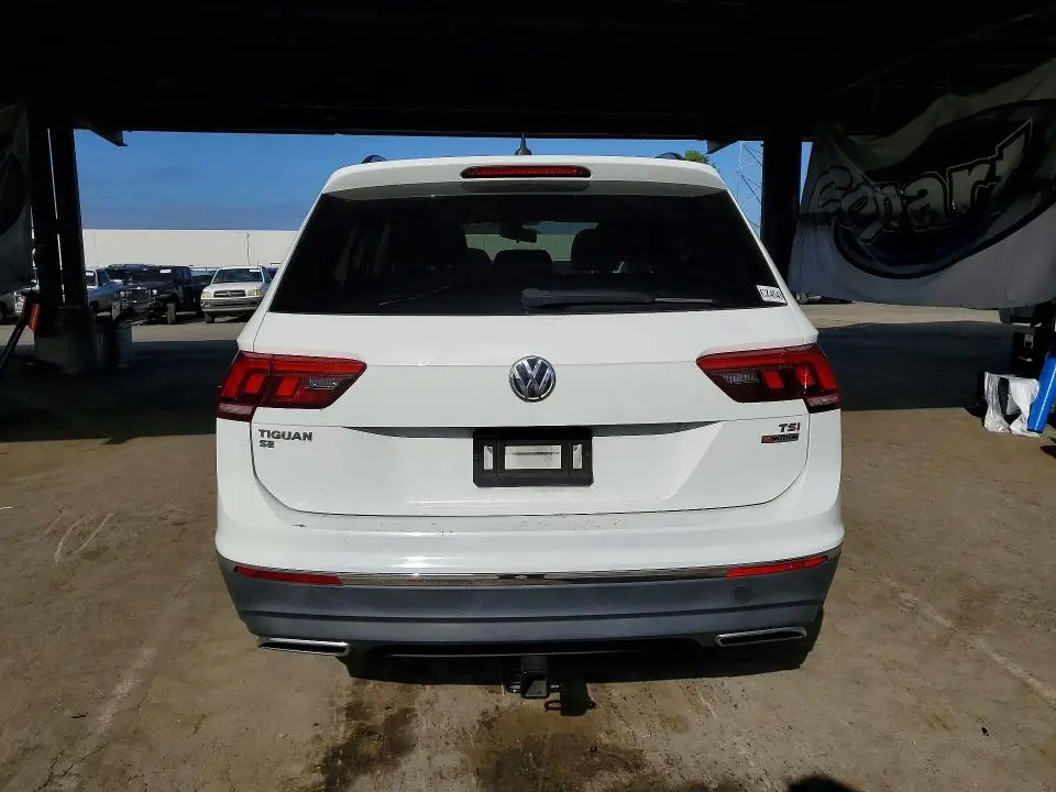 2018 VOLKSWAGEN TIGUAN SE  