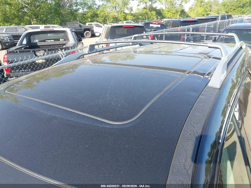 2024 NISSAN PATHFINDER SL 4WD