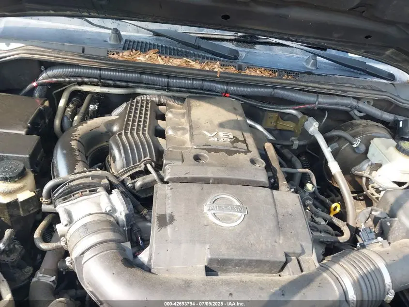 2016 NISSAN FRONTIER SV