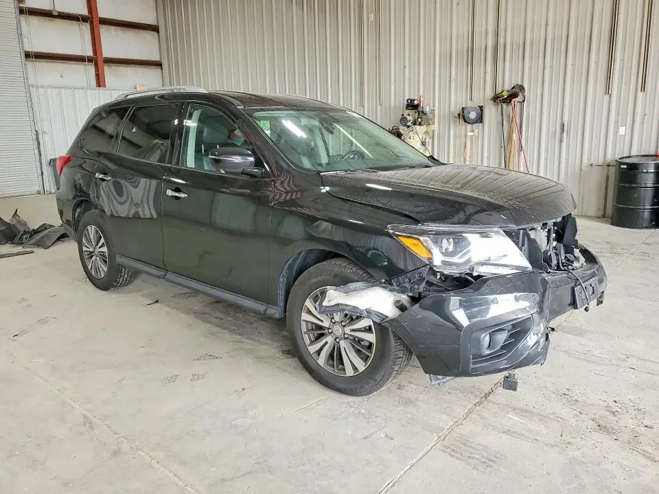 2019 NISSAN PATHFINDER SL  