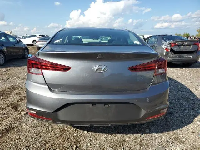 2020 HYUNDAI ELANTRA SE  