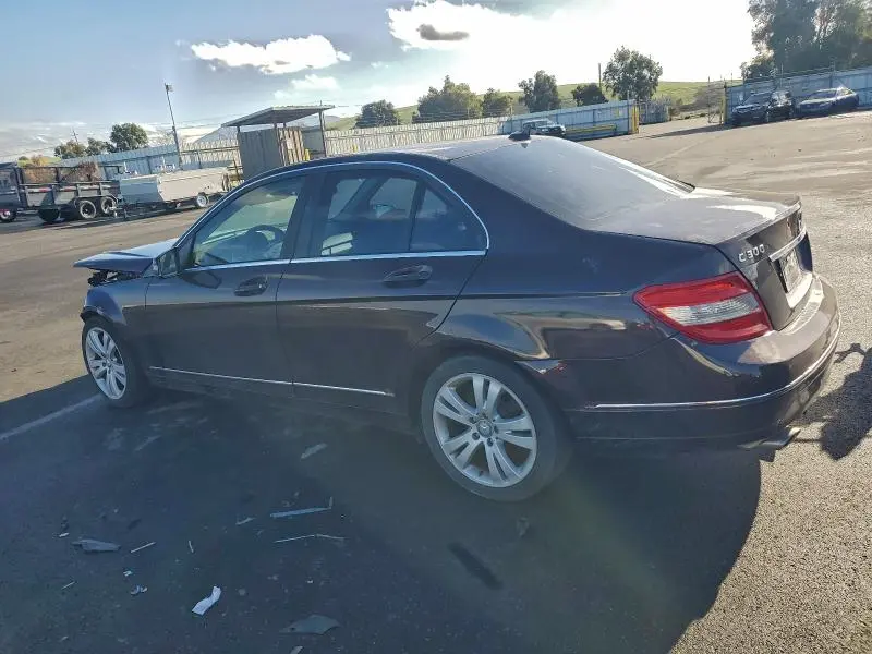 2011 MERCEDES-BENZ C 300  