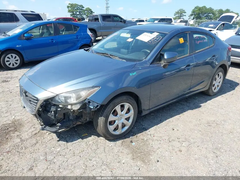 2015 MAZDA MAZDA3 I SPORT