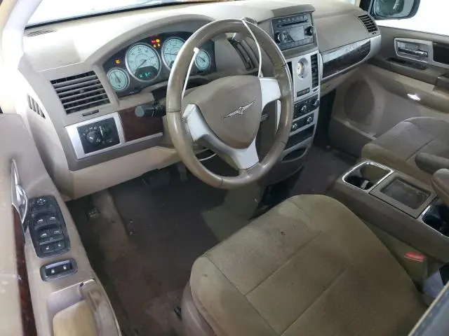 2010 CHRYSLER TOWN & COUNTRY TOURING  