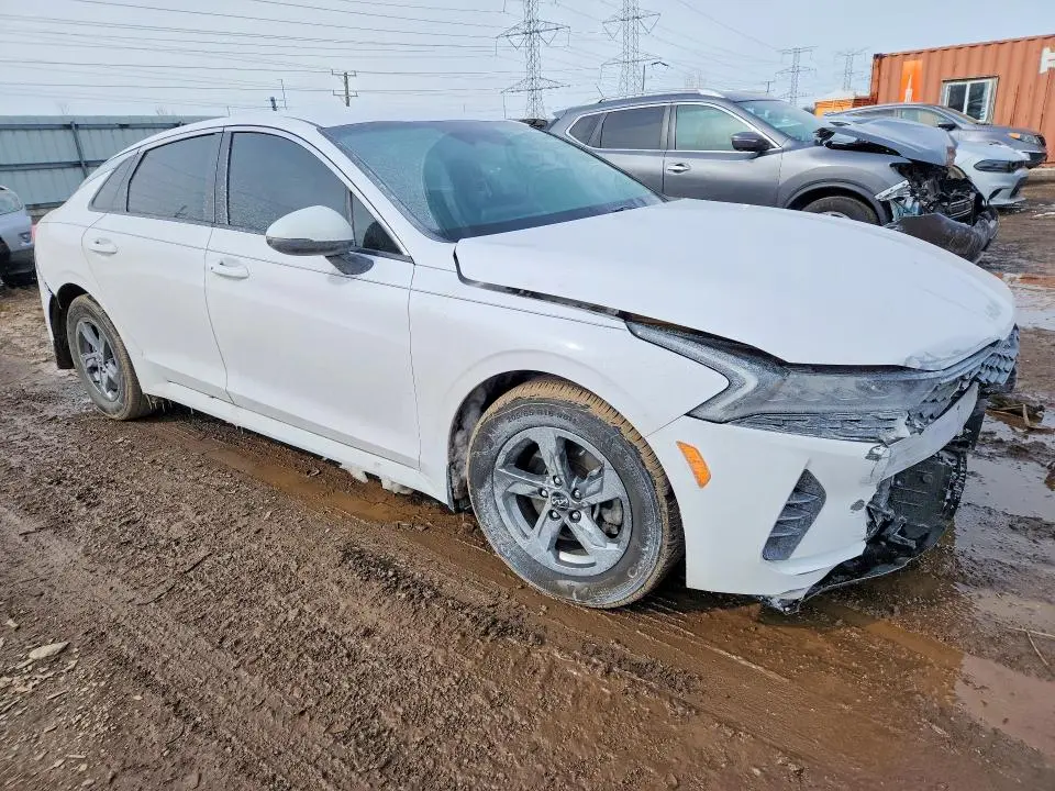 2023 KIA K5 LXS  