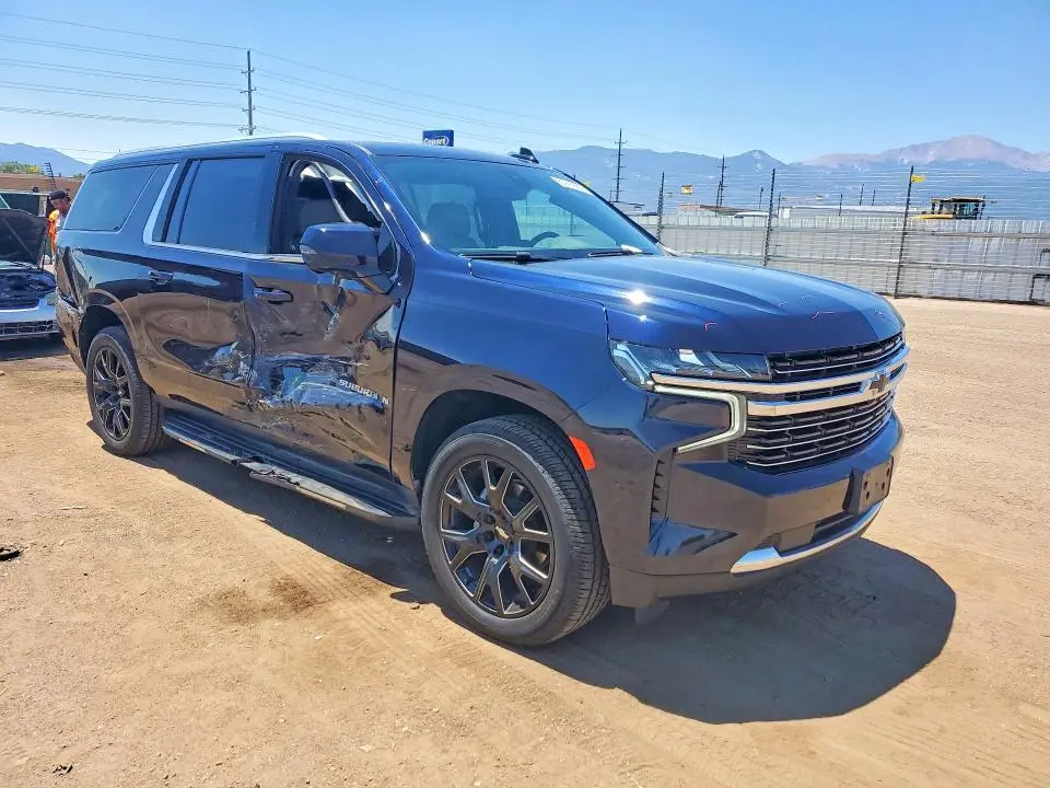 2021 CHEVROLET SUBURBAN K1500 LT  