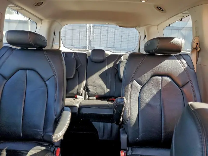 2017 CHRYSLER PACIFICA TOURING L  