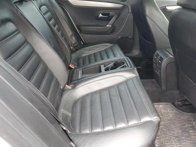 2010 VOLKSWAGEN CC VR6 4MOTION  