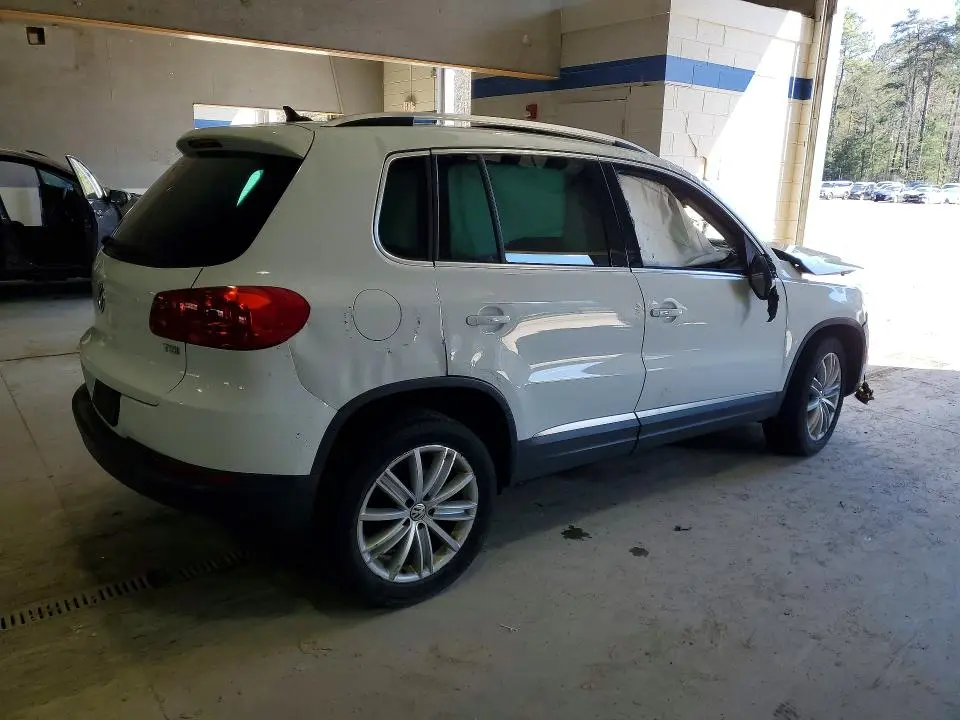 2016 VOLKSWAGEN TIGUAN S  