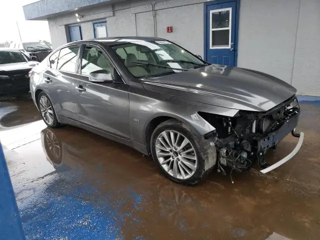 2018 INFINITI Q50 LUXE  
