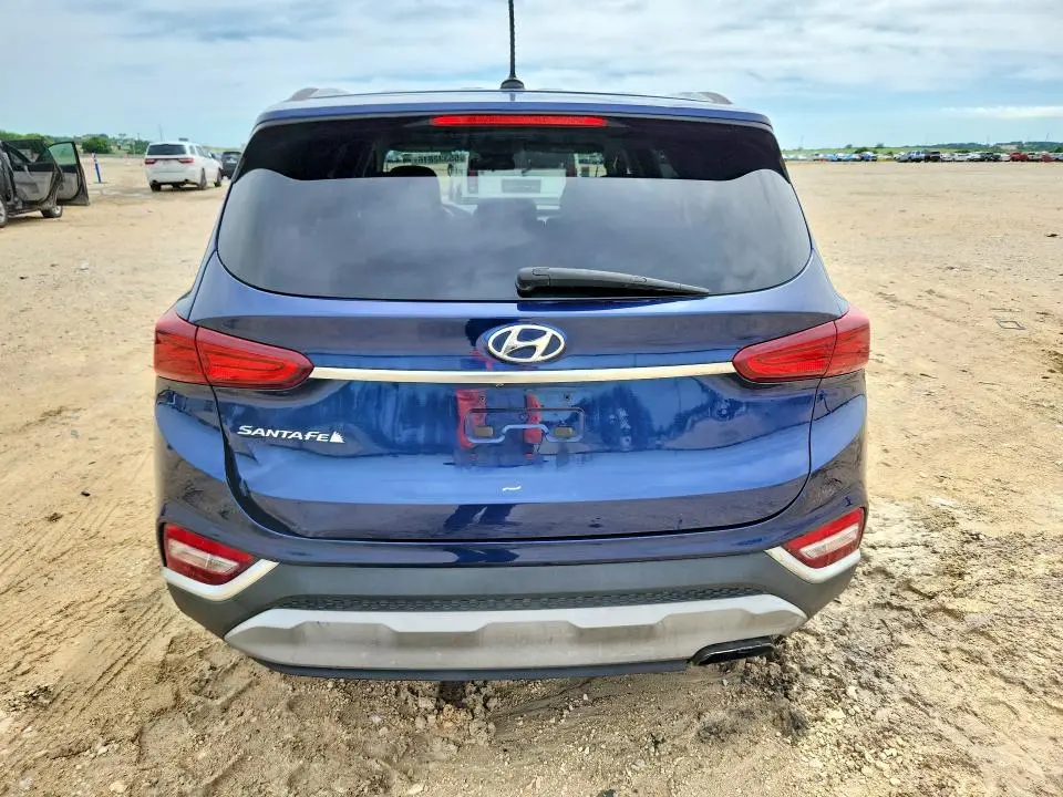2019 HYUNDAI SANTA FE SE  