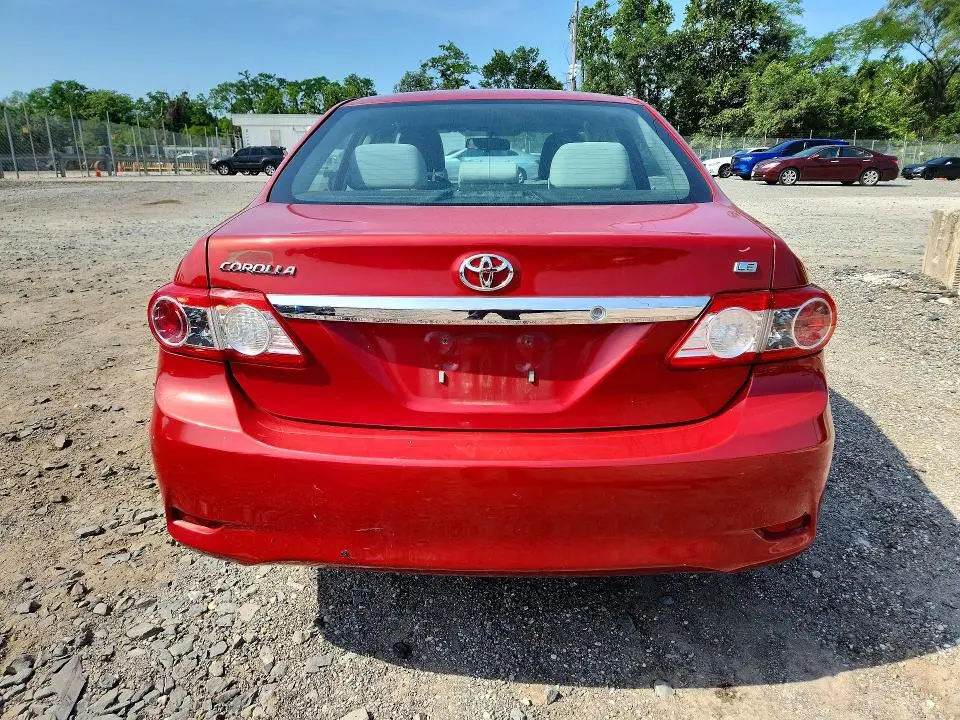 2013 TOYOTA COROLLA LE  